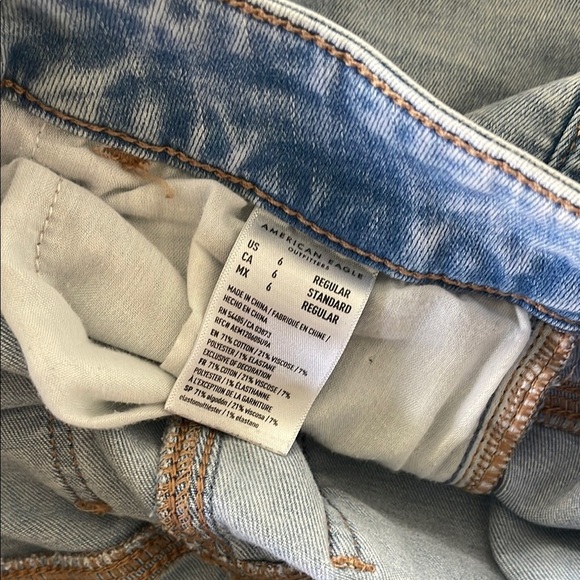 Women's Light Blue Jeans - Picture 5 of 7